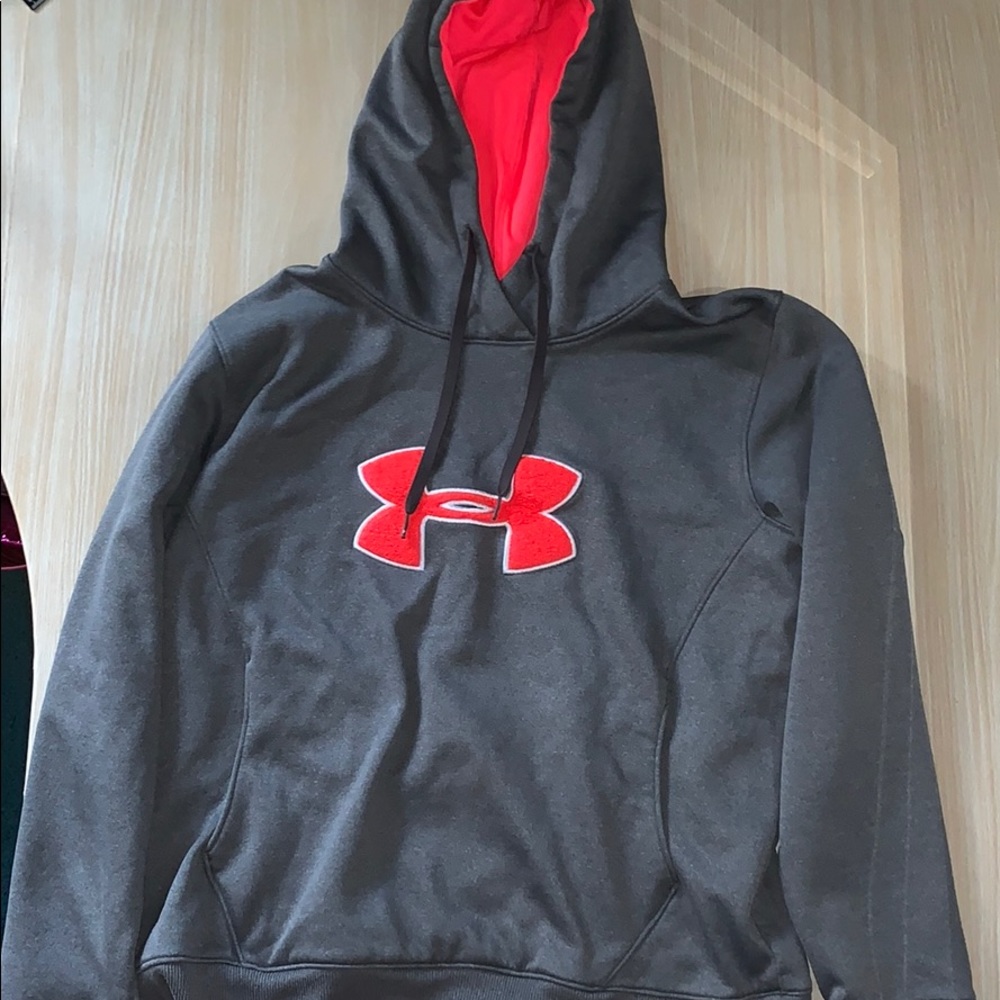 Under Amour Hoodie